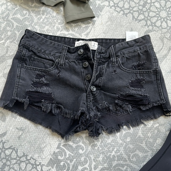Abercrombie and Fitch shorts - Picture 1 of 2